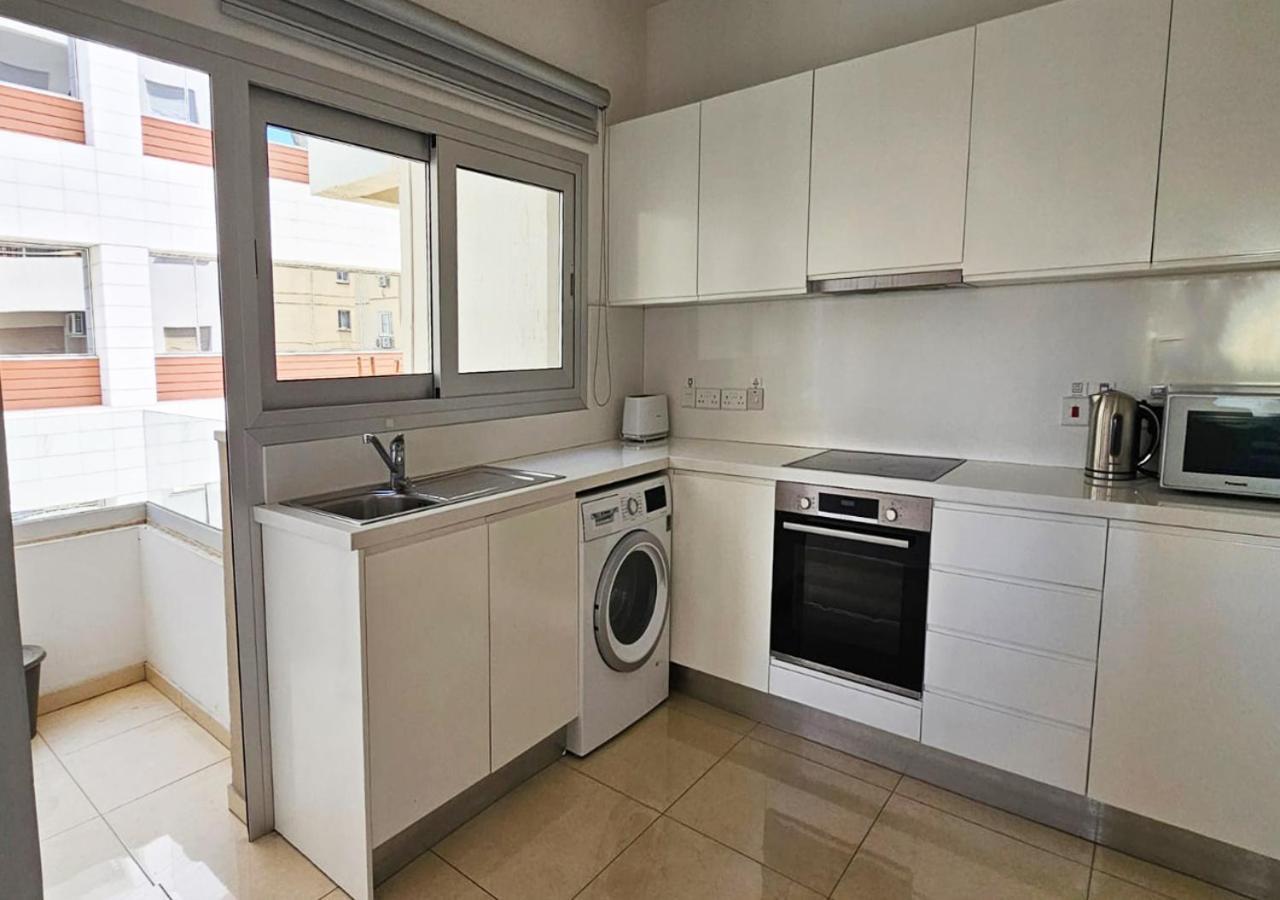 Phaedrus Living: City Centre Luxury Flat Esperidon 201 ニコシア エクステリア 写真